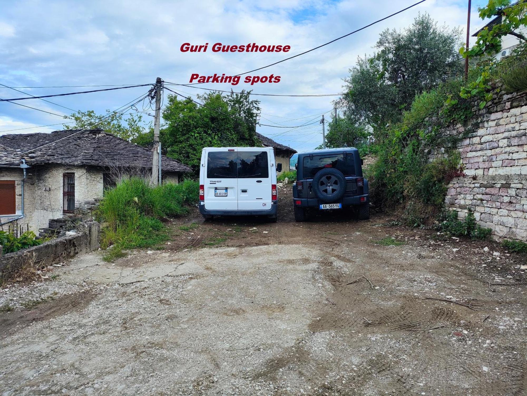 Guri Guesthouse Gjirokastër Exterior foto